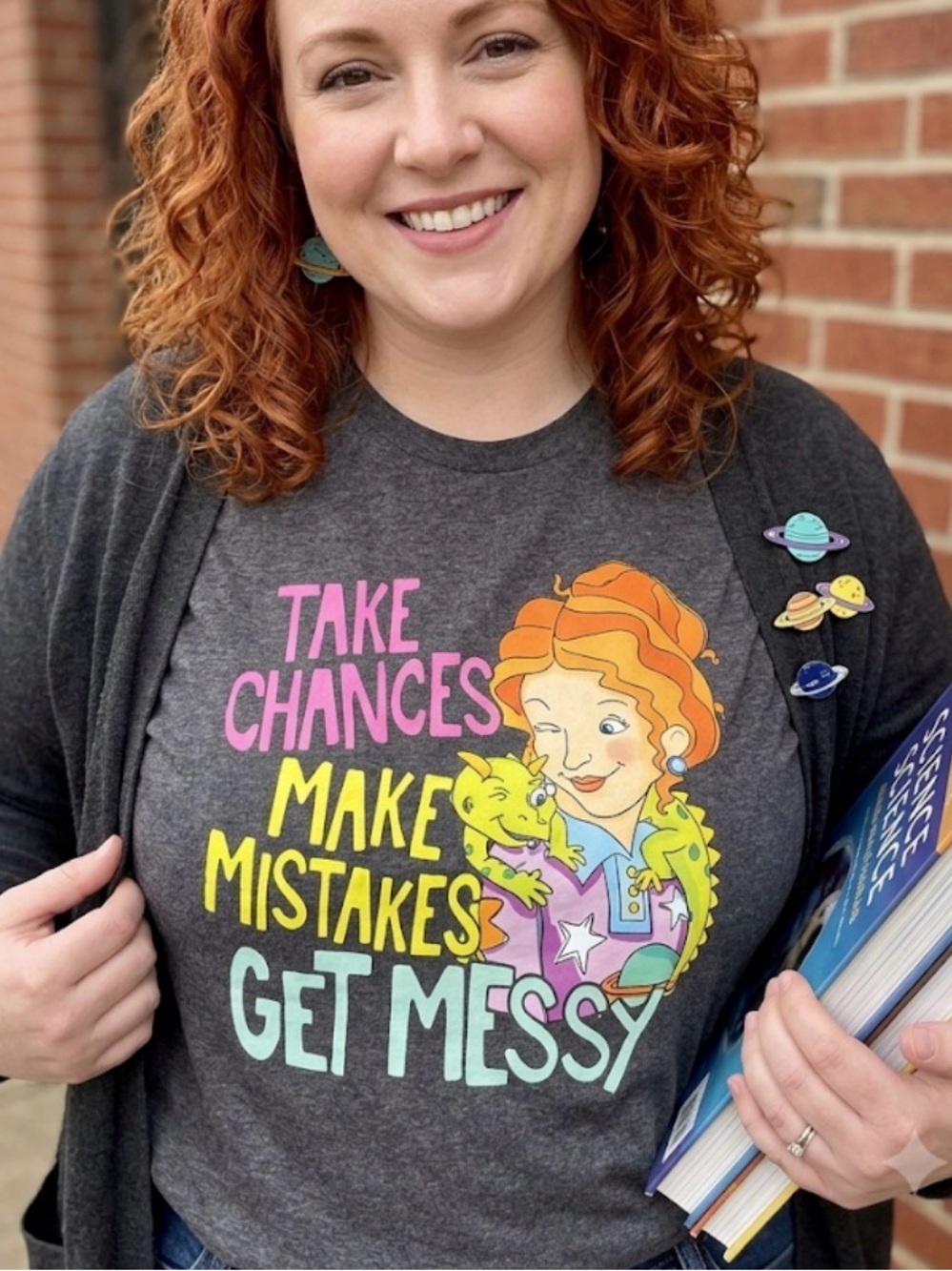 Ms. Frizzle "Take Chances, Make Mistakes, Get Messy" Graphic T-Shirt XXL